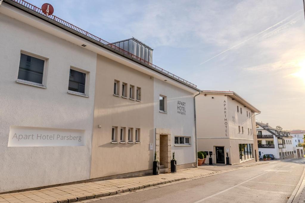 Budova, kde se aparthotel nachází