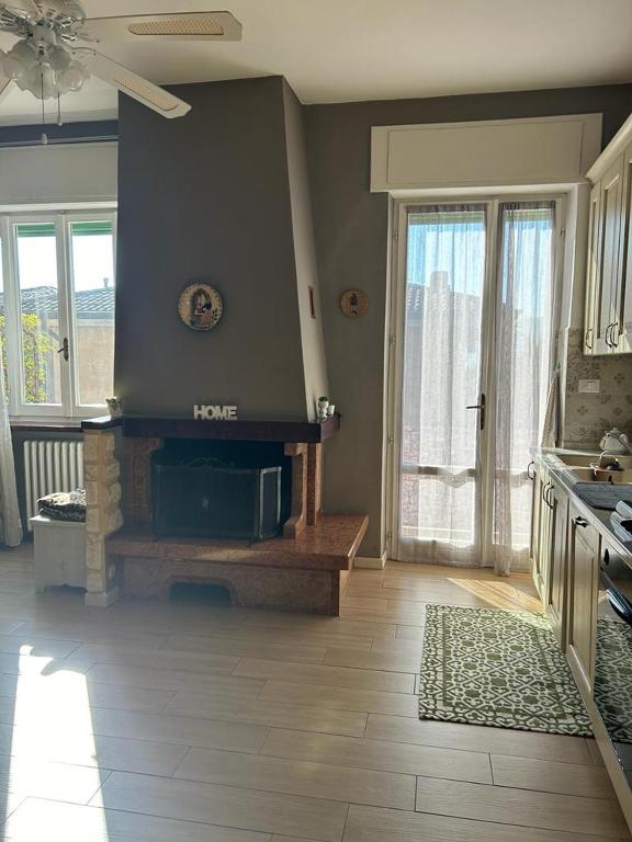 Kuchyň nebo kuchyňský kout v ubytování Le Giare House