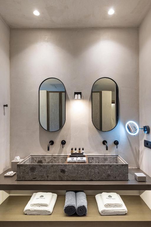 Aeonic Suites and Spa - 10