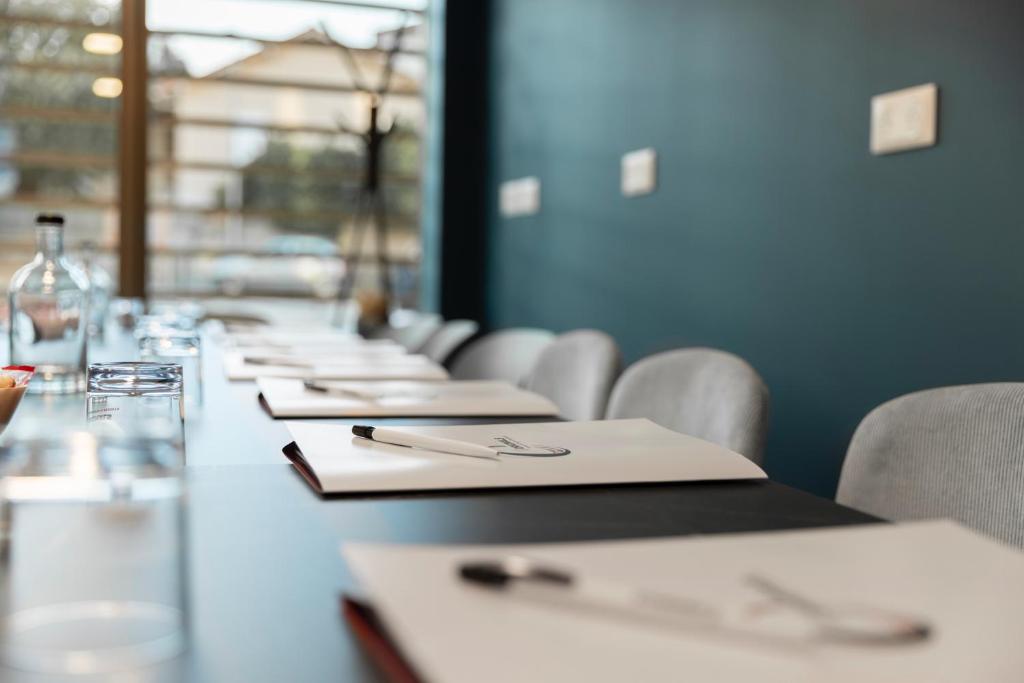 The Originals Résidence Aix Schuman - Resim 21