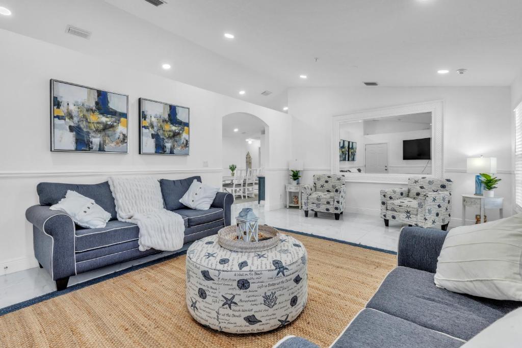 Lake Worth Beach House home, Lake Clarke Shores (updated prices 2024)