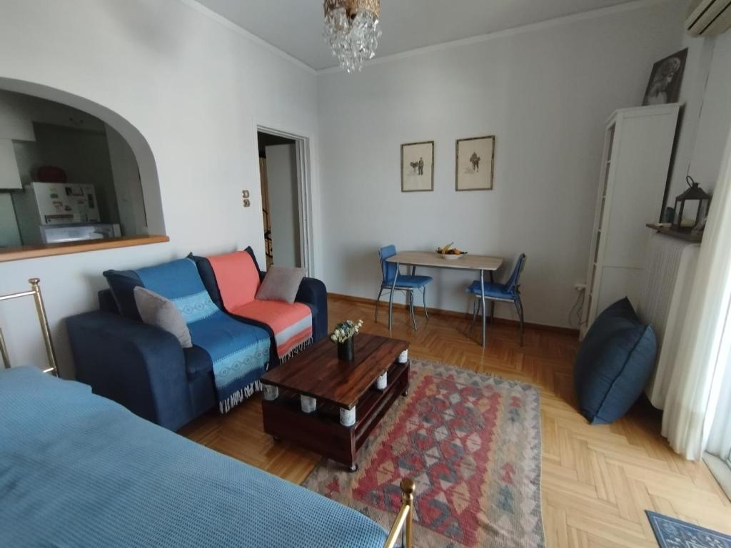 Posezení v ubytování Mia's Seaside Penthouse - Panoramic View