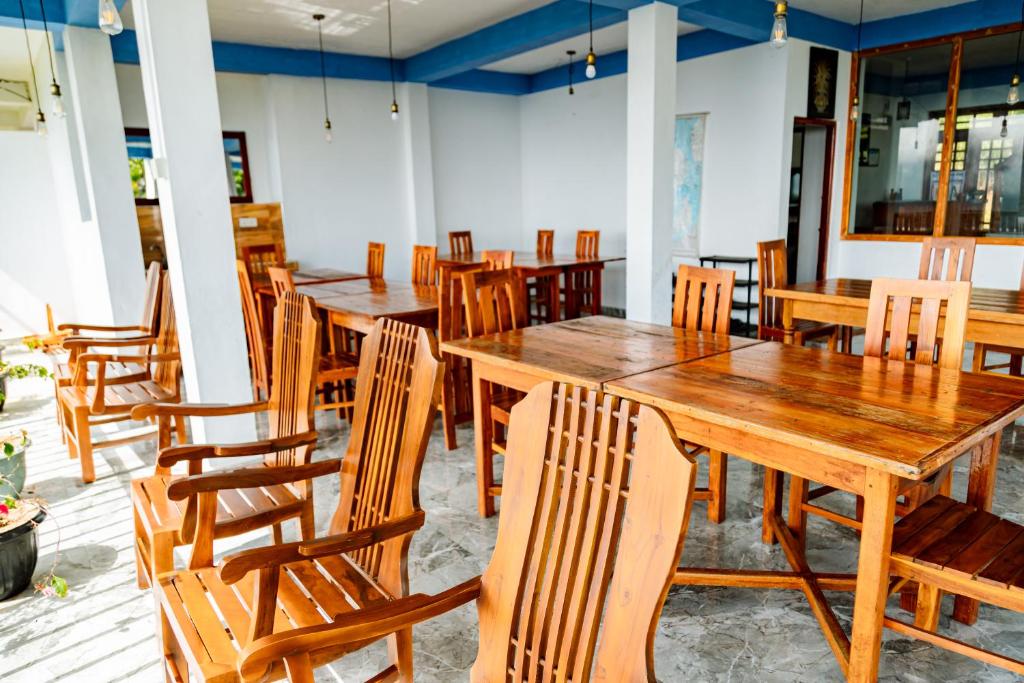 Golden View Guest Ella - 8