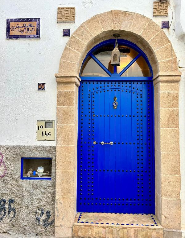 Fotografie z fotogalerie ubytování Riad Les Sables Bleus, médina, lumineux et terrasse privée sur mer v destinaci Essaouira