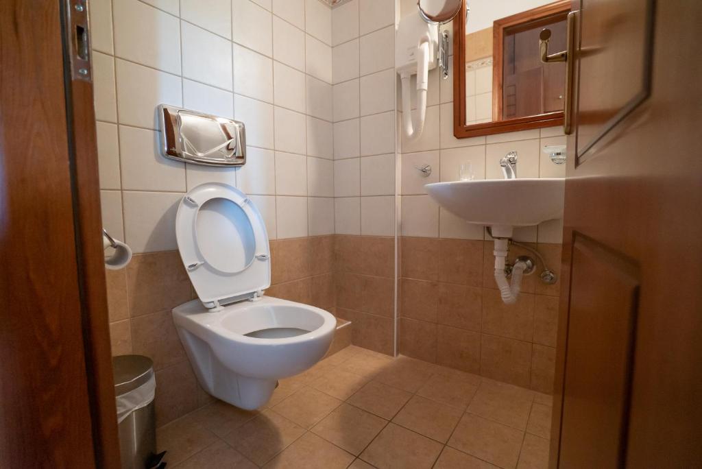 Kúpeľňa v ubytovaní Hotel Ainareti