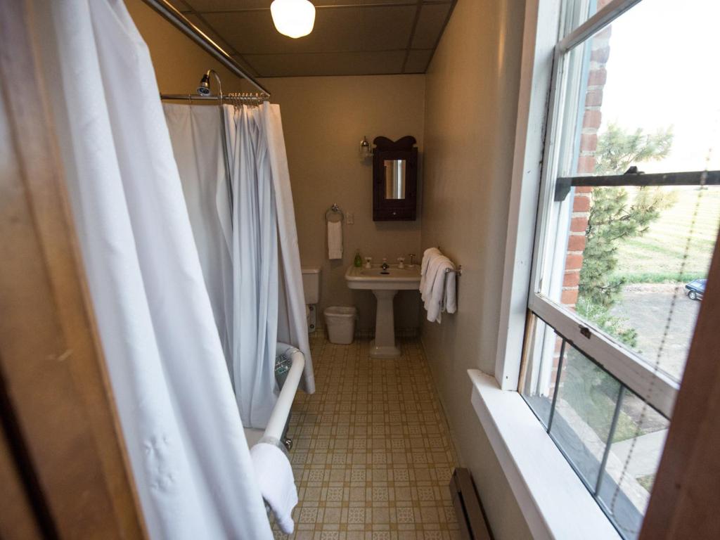 Koupelna v ubytování Balch Hotel