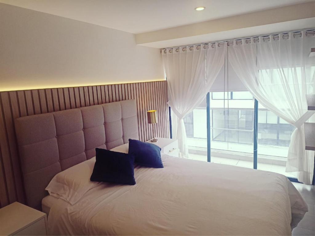 Krevet ili kreveti u jedinici u okviru objekta Brand New, Cosy & Deluxe Apartment
