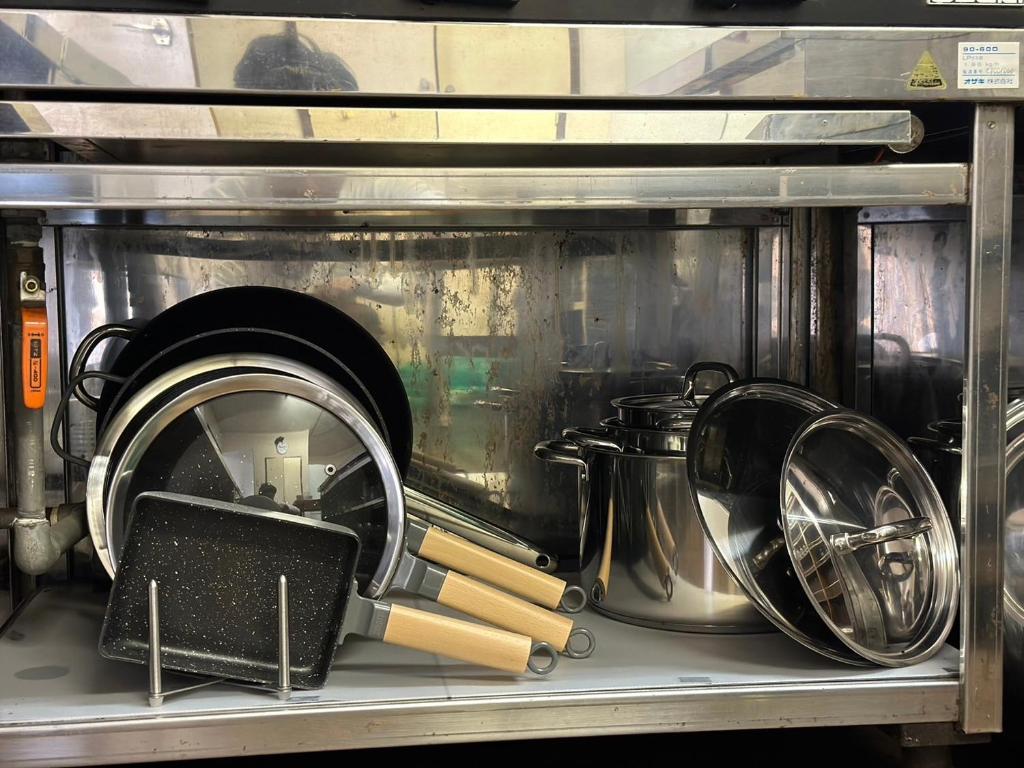 a washing machine with a bunch of utensils in it at FUJIYUKI in Yamanakako