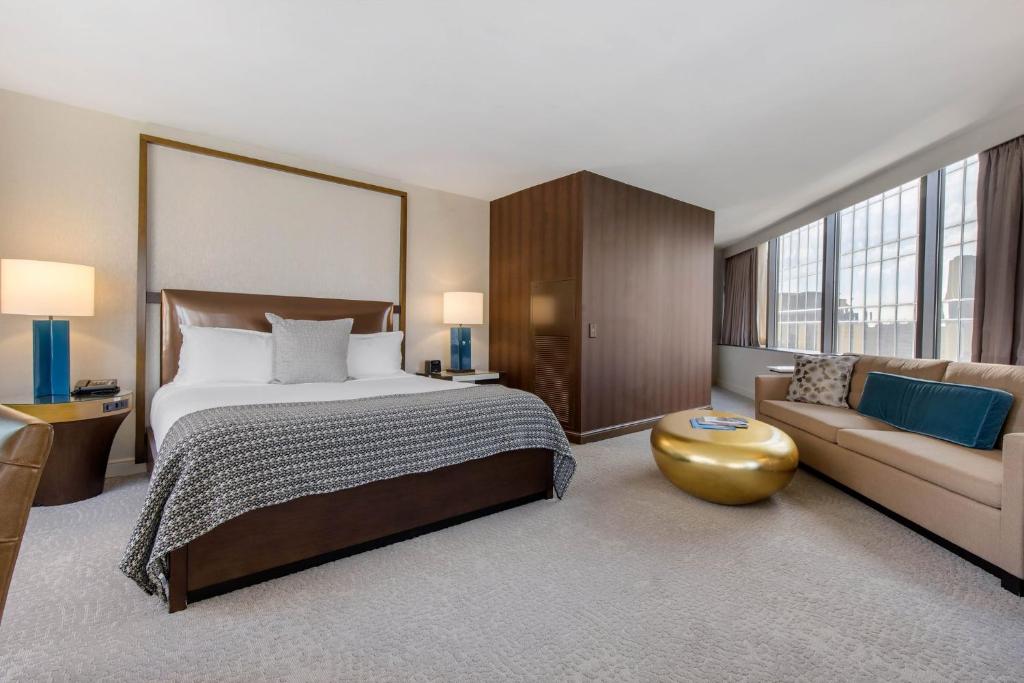 Omni Charlotte Hotel - 