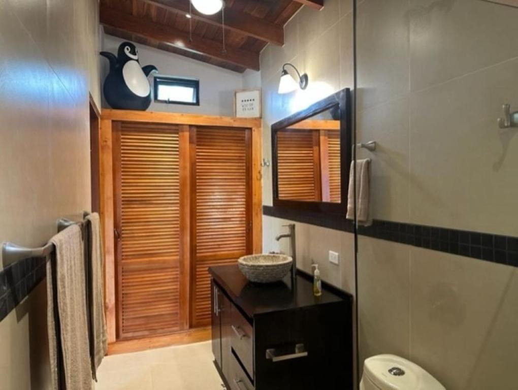 Koupelna v ubytování Villas Lambeau 3 Ocean View - 2BR 3 BA