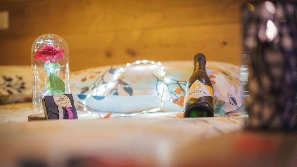 Nápoje v ubytování Les Cabanes du Val de Loue - Hébergements atypiques tout confort