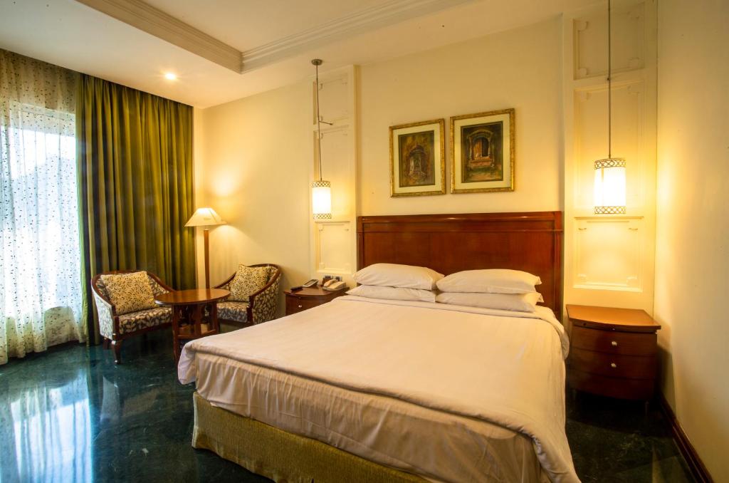 Postel nebo postele na pokoji v ubytování ITC Rajputana, a Luxury Collection Hotel, Jaipur