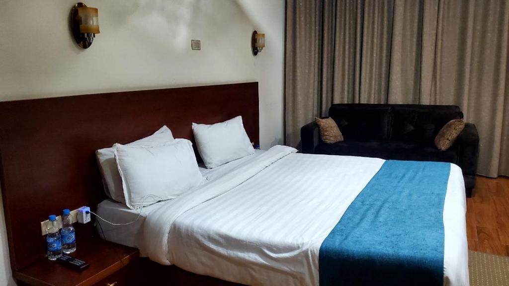 Yiganda Hotel - Bahir Dar - Camera Singola Di Bilancio
