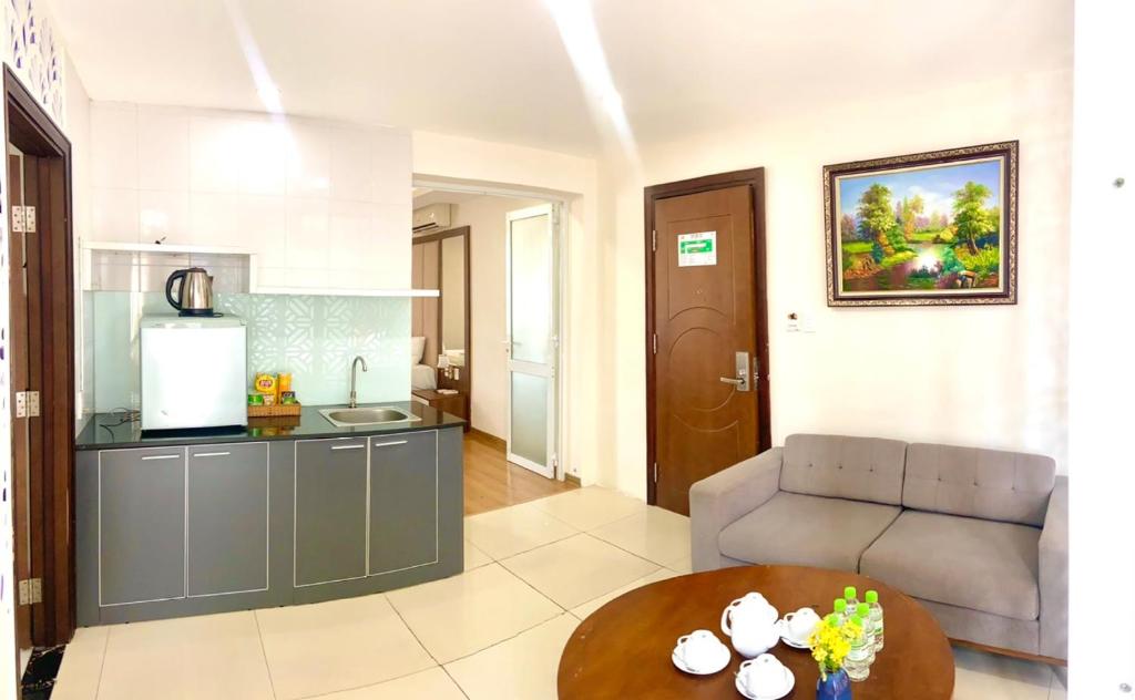 Pariat River Front Hotel - Suite Met Drie Slaapkamers