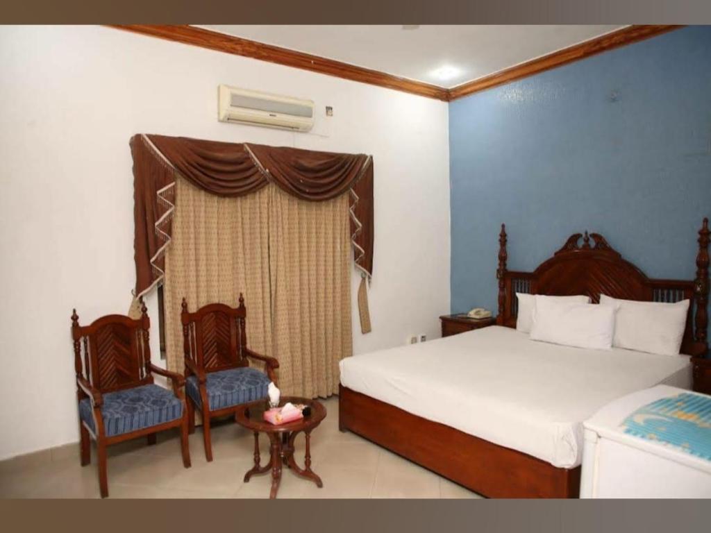 Hotel Shelton Palace - 标准双人间