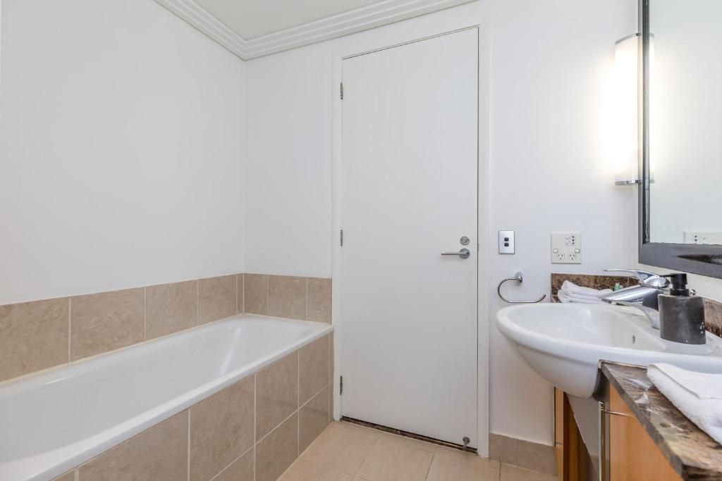 Comfortable & Cozy - Newly Furnished 'Quays' Share Save - Resim 8