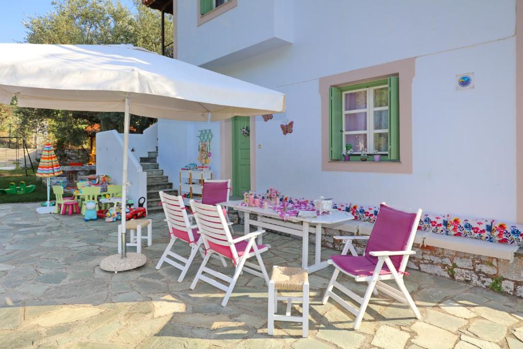 Patio nebo venkovní prostory v ubytování Evaggelia Studios