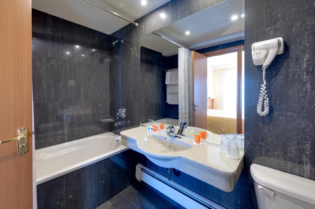 Koupelna v ubytování Hotel Palas