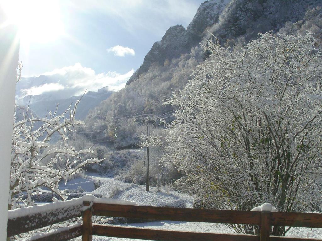 Φυσικό τοπίο κοντά σε αυτή η παραθεριστική κατοικία