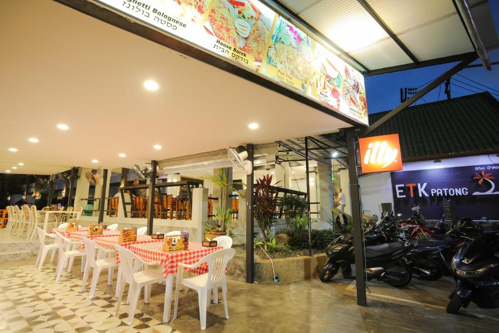 Restaurace v ubytování ETK Patong Resort
