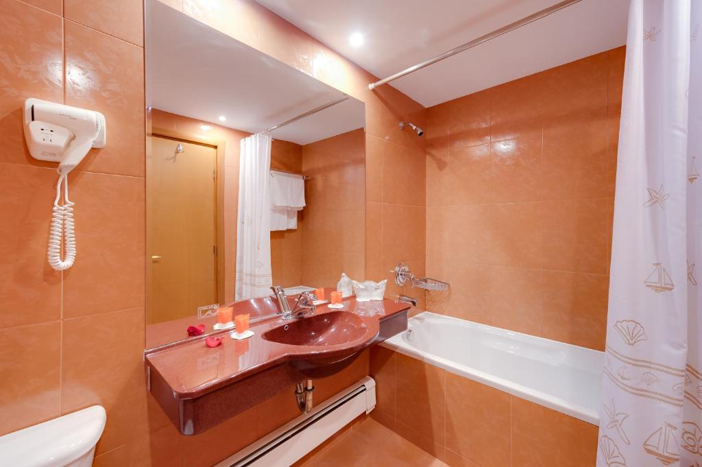 Koupelna v ubytování Hotel Palas