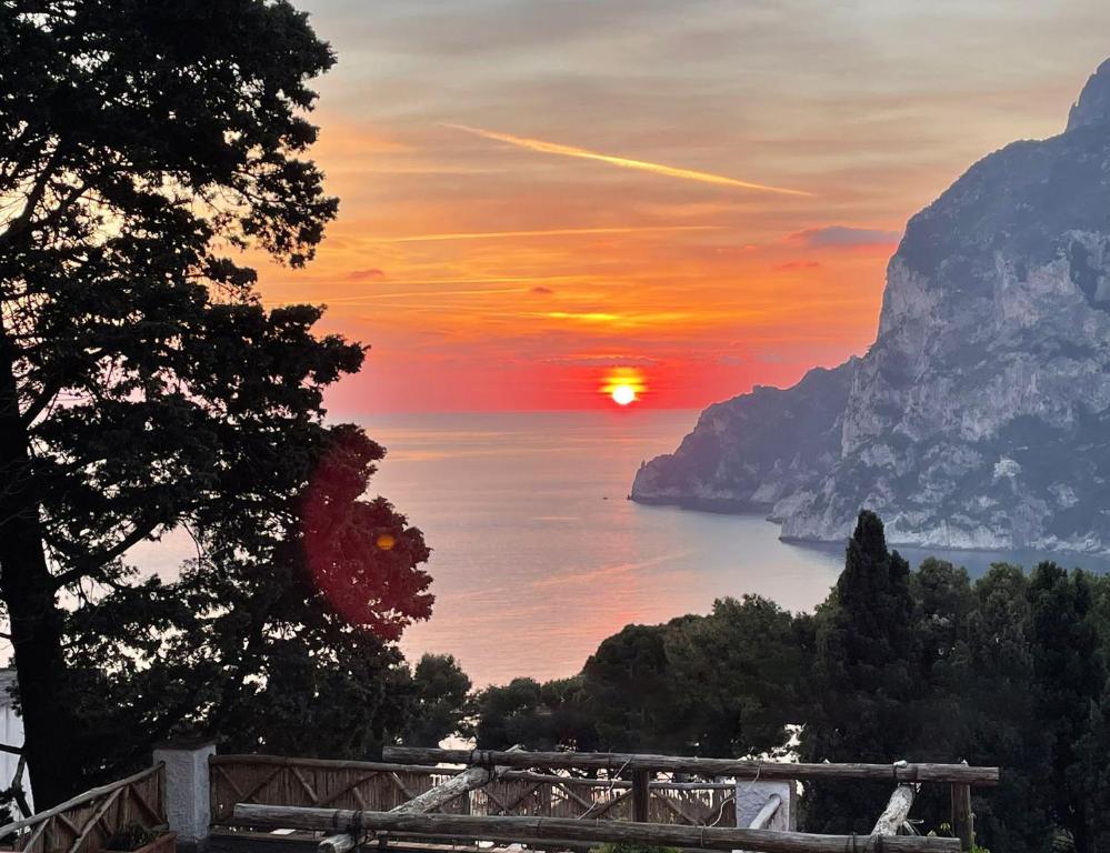 Zdjęcie z galerii obiektu Terrazza Tragara w mieście Capri