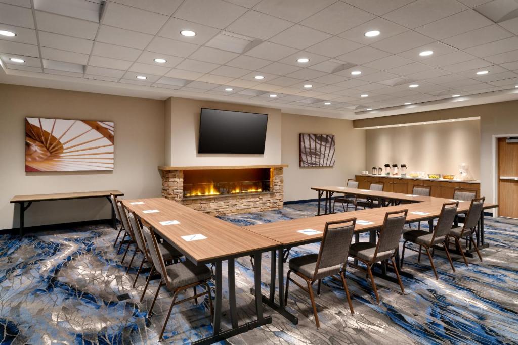 Fairfield by Marriott Inn & Suites Salt Lake City Cottonwood photo