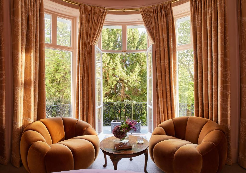 Uma área de estar em The Portobello Hotel