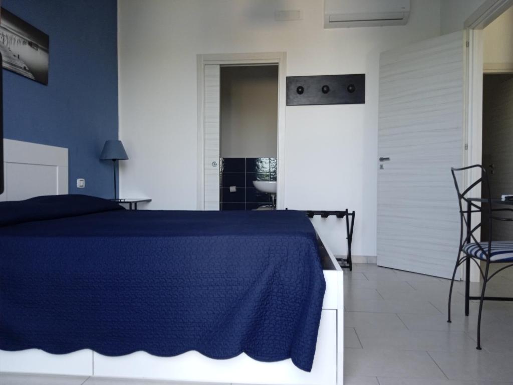 Twin Villas - Double Room With Park View