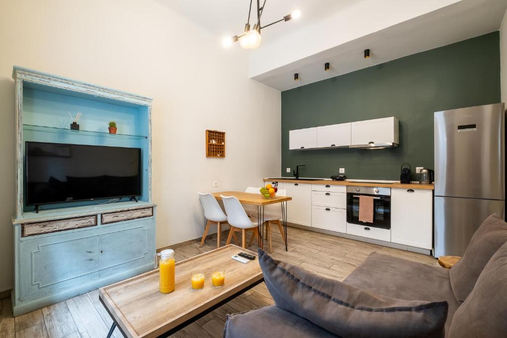 Central5 Boutique Apartments with Common Garden Next to Metro - 1