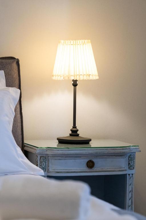 Central5 Boutique Apartments with Common Garden Next to Metro - 8