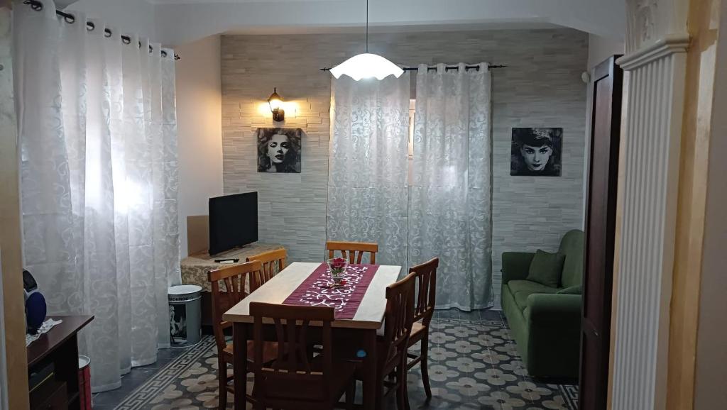 Marilyn - Housity