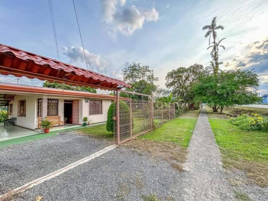 Edificio en el que se encuentra la casa o chalet