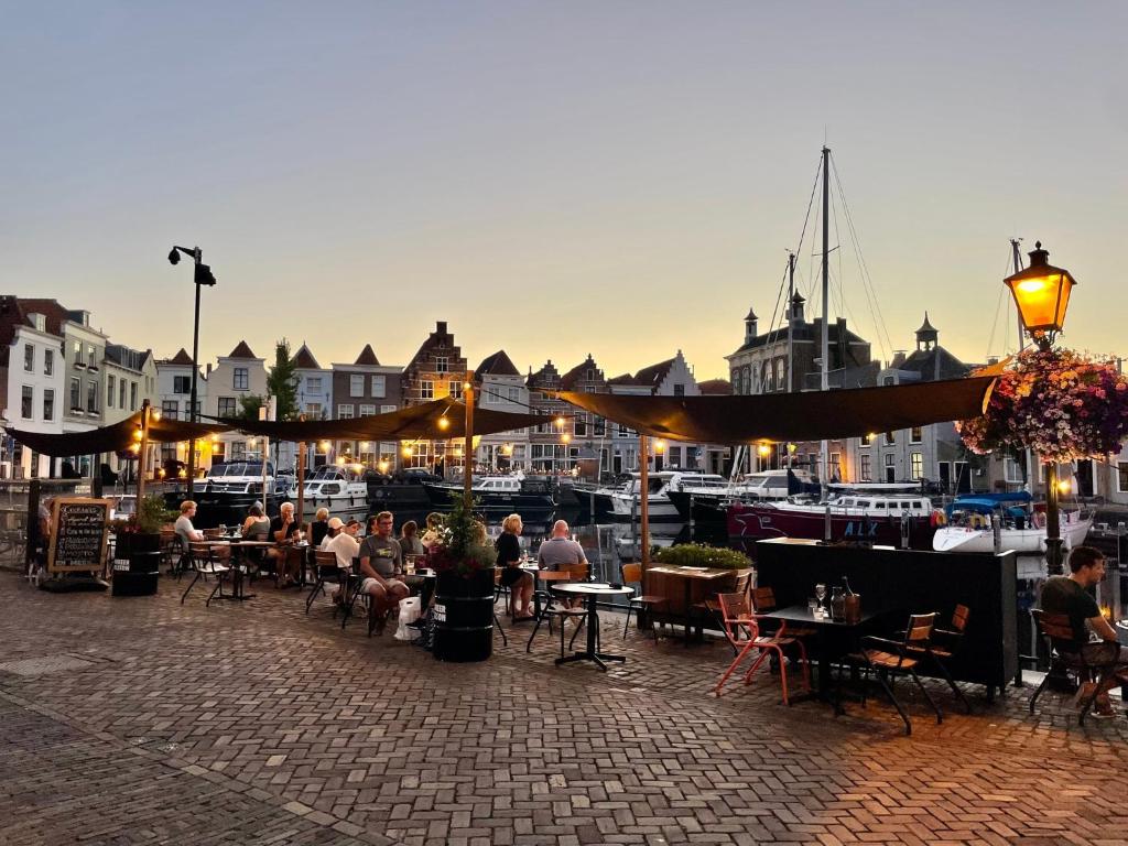 Nespecifikovaný výhled na destinaci Goes nebo výhled na město při pohledu z bed and breakfast