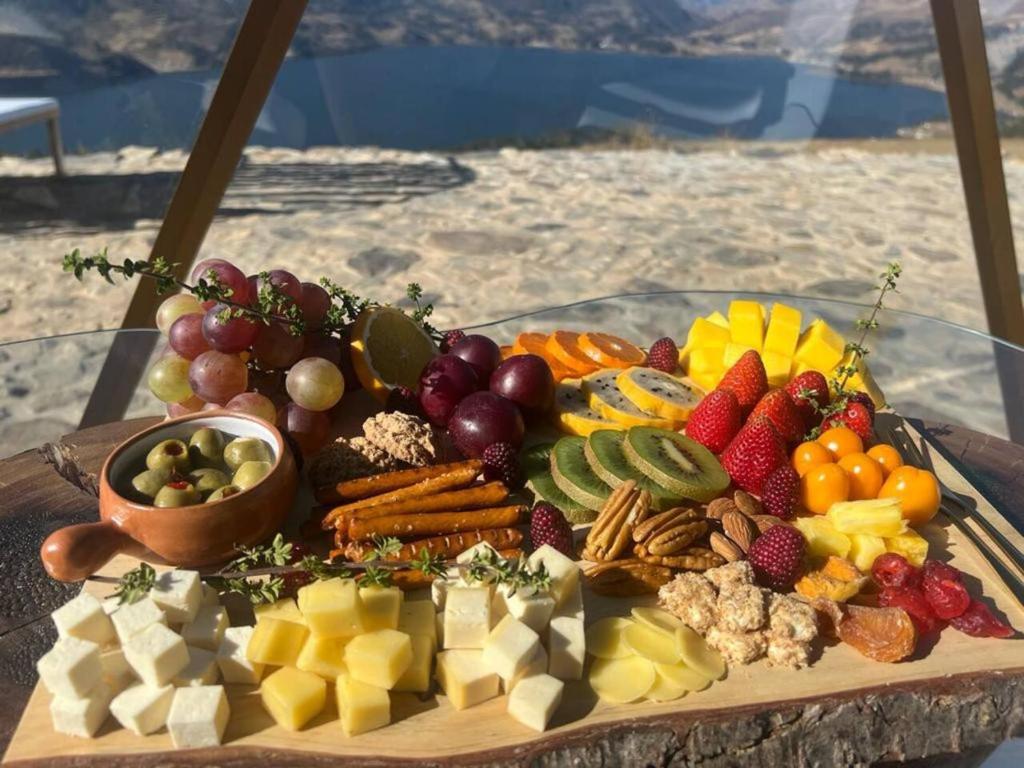Jídlo v luxury tent nebo okolí