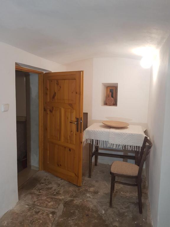 Postel nebo postele na pokoji v ubytování Chalupa Jestřebí