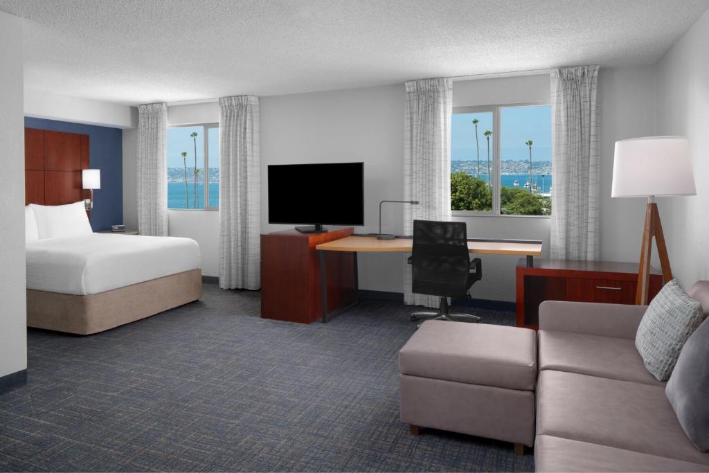 Residence Inn by Marriott San Diego Downtown - Housity