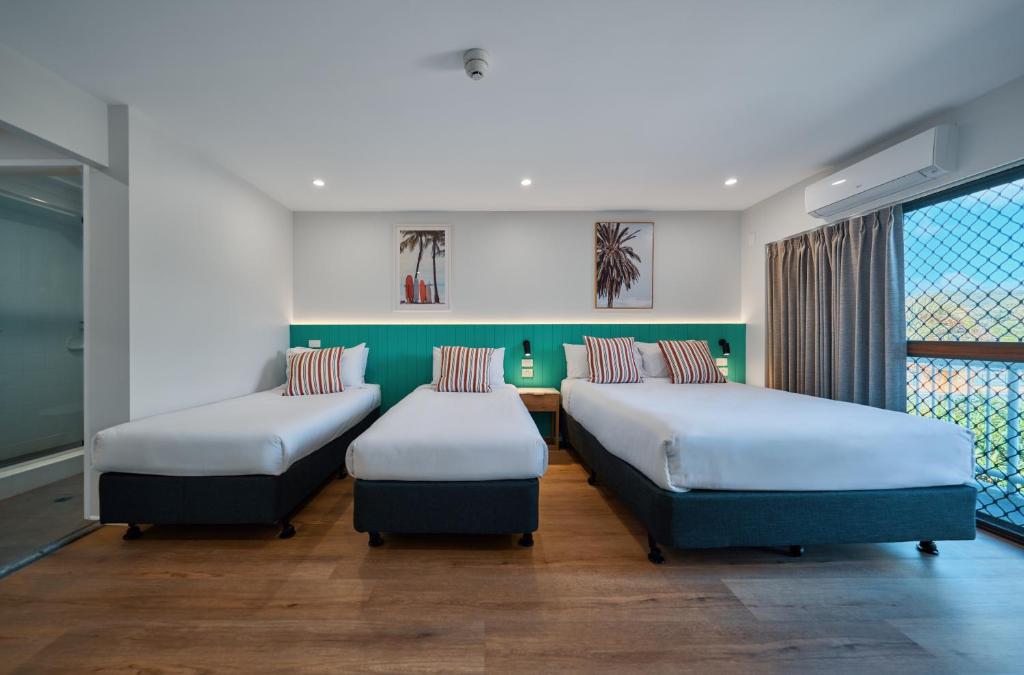 
Family Room (4 Adults)
