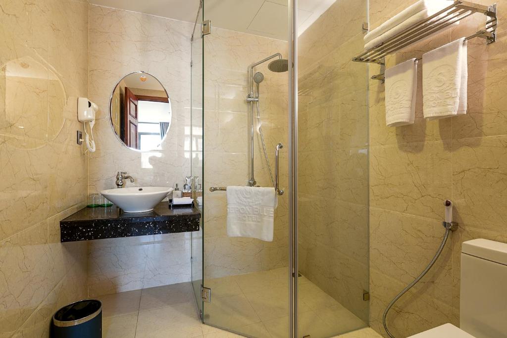 Suite Nhìn Ra Thành Phố
