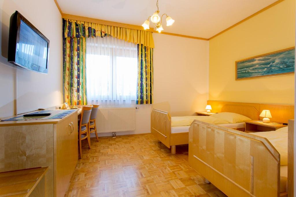 Leitner Gästehaus - Twin Room