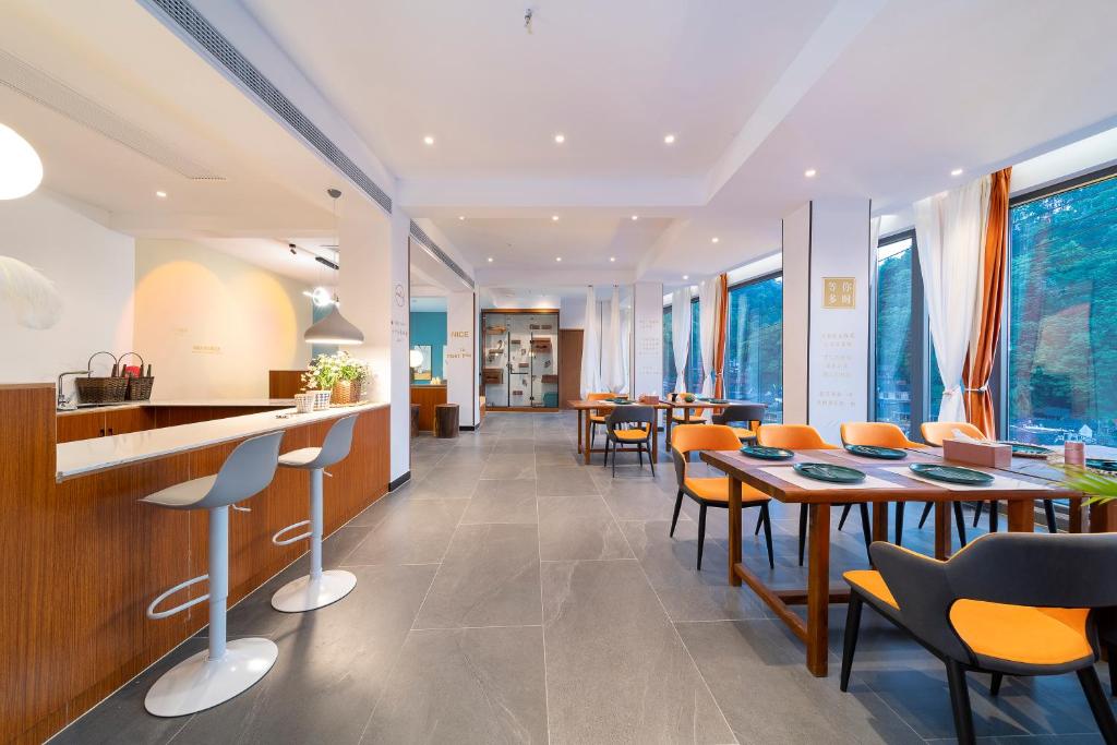 Posezení v ubytování Phoenix Best River View B&B 故里明月