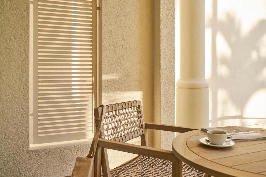 LUX* Belle Mare Resort & Villas - 4