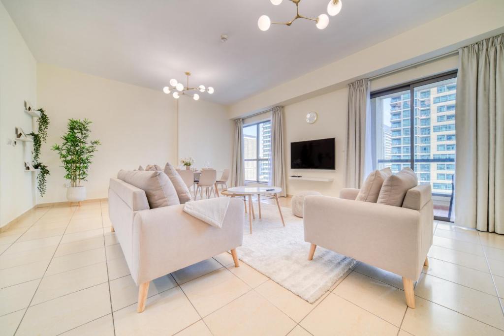 TV a/nebo společenská místnost v ubytování Rimal 1 - Jumeirah Beach Residence - Mint Stay