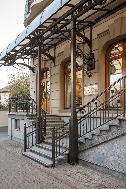 Budova, kde se hotel nachází