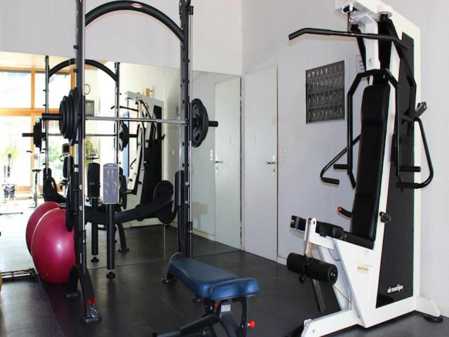 Fitness centrum a/nebo fitness zařízení v ubytování Laax Rancho Studio Apartment