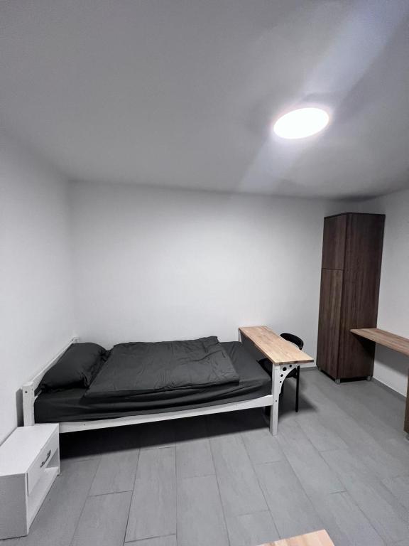 Postel nebo postele na pokoji v ubytování Zimmervermietung Ennsdorf