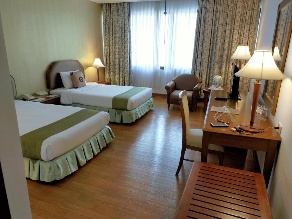 Thumrin Thana Hotel - Superior Twin Room