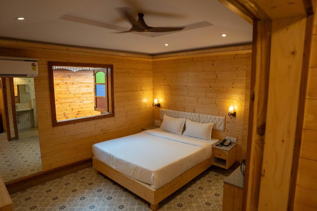 Grace Exotica Goa - Superior King Room