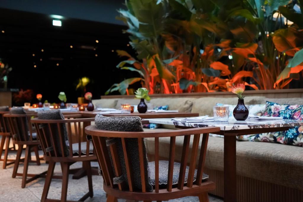 sly Berlin - Resim 18