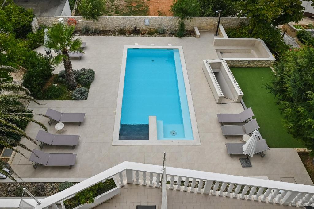 Bazén v ubytování Seagull Pool Apartments & Studios nebo v jeho okolí
